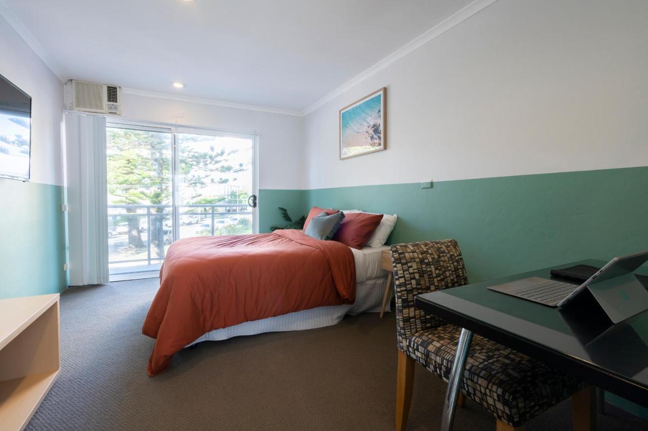 Manly Waves Studios & Apartments ซิดนีย์ ภายนอก รูปภาพ